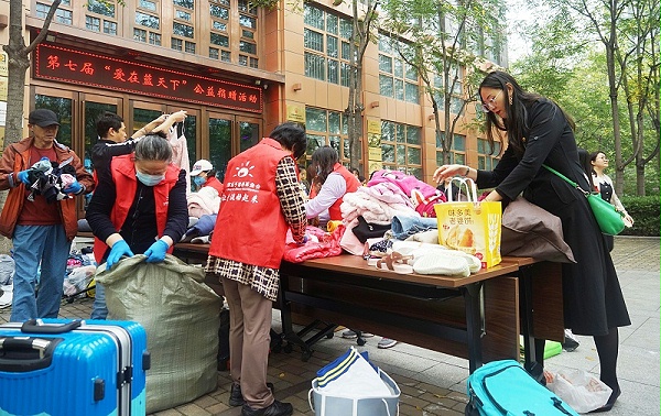 3发挥党员模范作用 ZOBO卓邦第七届“爱在蓝天下”公益捐赠