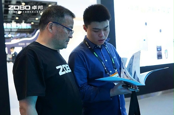 8直击展会首日盛况丨ZOBO卓邦2025北京InfoComm展