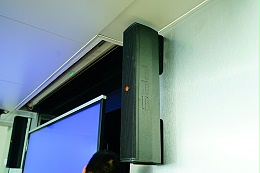 会议室是商务活动、协商谈判、培训教育等重要场所之一。为了确保会议室内的音频能够清晰传达，会议室扩声系统是必不可少的设备之一。那么，在会议室扩声系统中，我们一般会选用哪些设备呢？