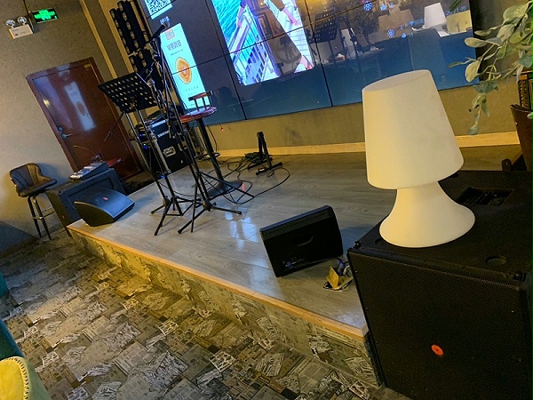 酒吧的音响设备应该怎么选择