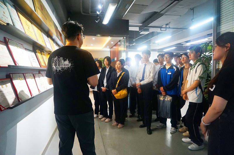 6校企合作 走进职场 协同育人丨欢迎北京市经贸技术学校师生来ZOBO卓邦参观学习